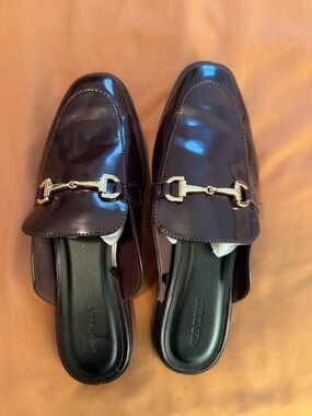 Old Navy Black Slip-On Sole Dress Shoes